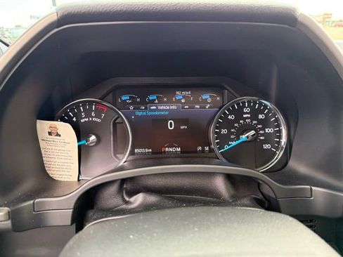 Used 2020 Ford Expedition XLT w/ Equipment Group 202A AWD/4WD image 16