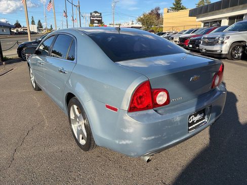 Used 2009 Chevrolet Malibu LT w/ HFV6 Engine Package image 4