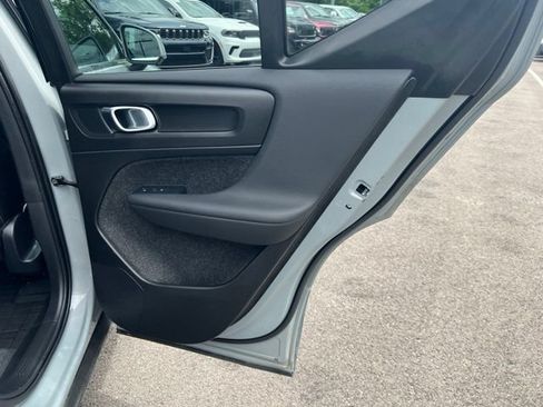 Used 2024 Volvo XC40 B5 Plus AWD/4WD image 25