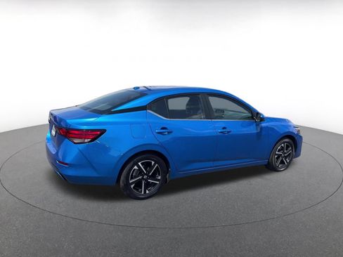 Used 2025 Nissan Sentra SV FWD image 14