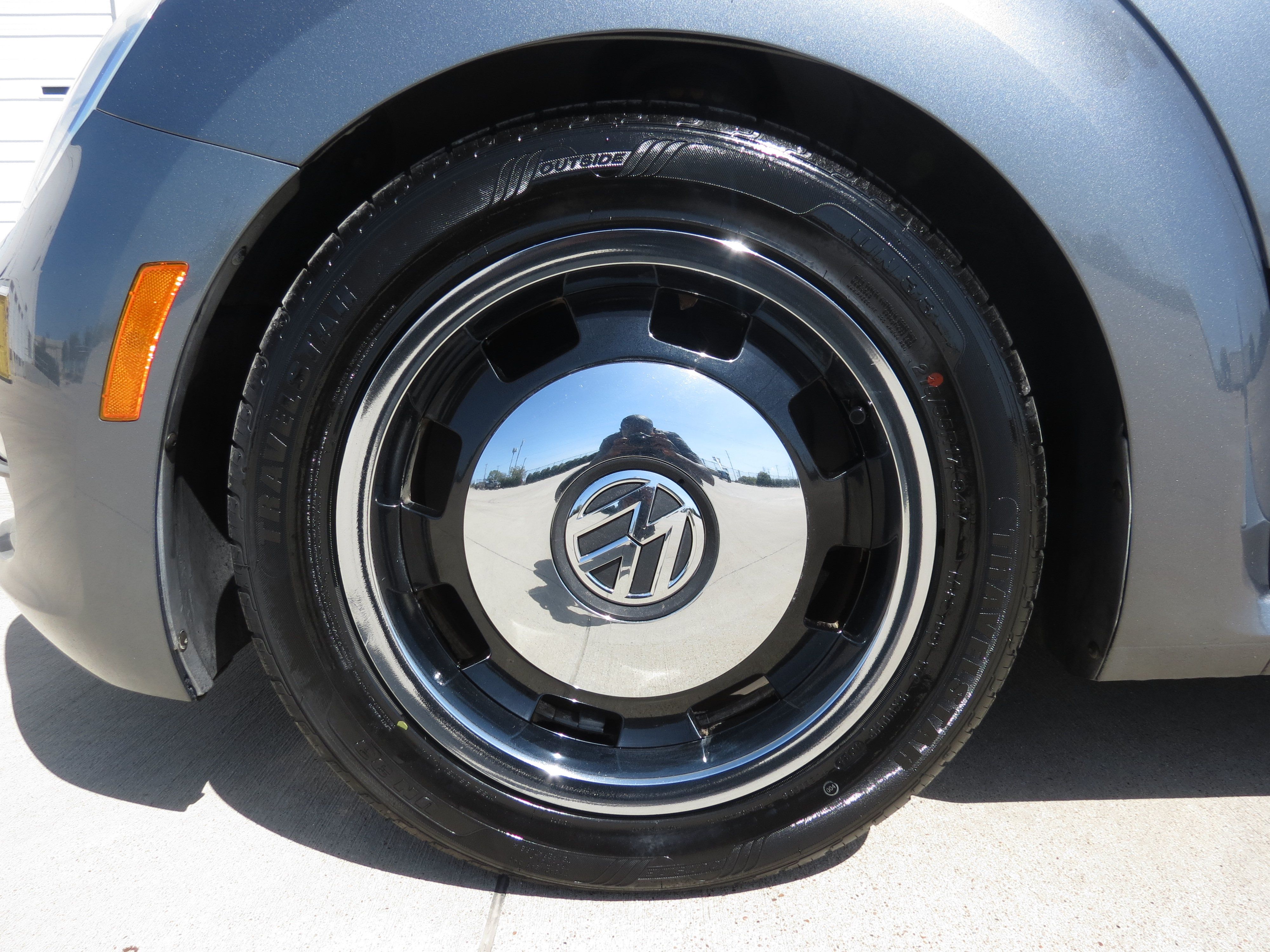 Used 2014 Volkswagen Beetle 1.8T FWD image 9