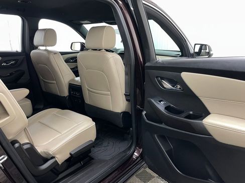 Used 2023 Chevrolet Traverse Premier w/ LPO, Floor Liner Package AWD/4WD image 45