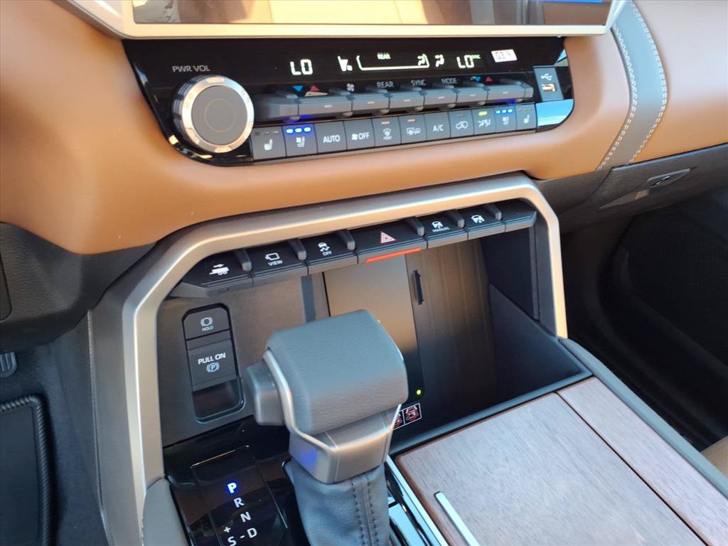 New 2026 Toyota Sequoia 1794 Edition w/ Tow Technology Package AWD/4WD image 14
