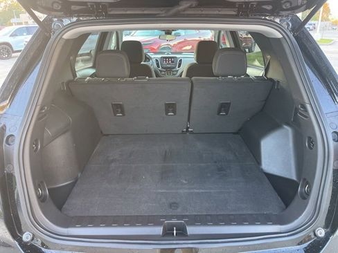 Used 2023 Chevrolet Equinox LT image 6