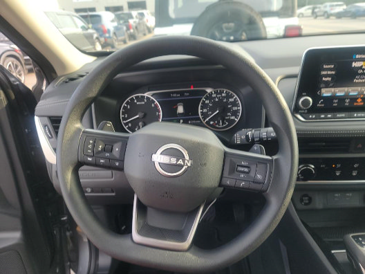 Used 2026 Nissan Rogue S FWD image 10