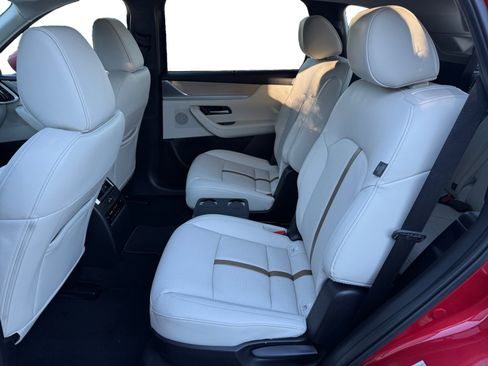 Certified 2024 MAZDA CX-90 Plug-In Hybrid w/ Premium Plus image 16