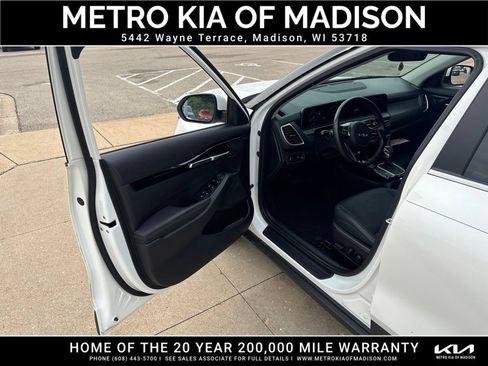 Used 2024 Kia Seltos EX AWD/4WD image 11
