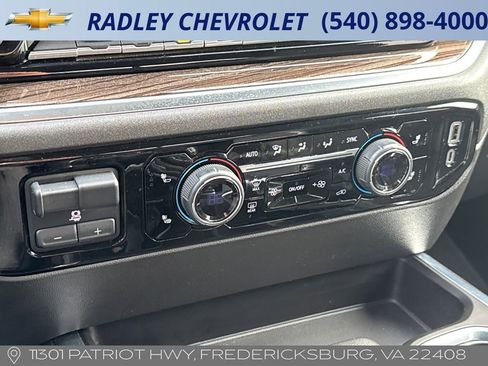 Used 2022 Chevrolet Silverado 1500 LT image 10