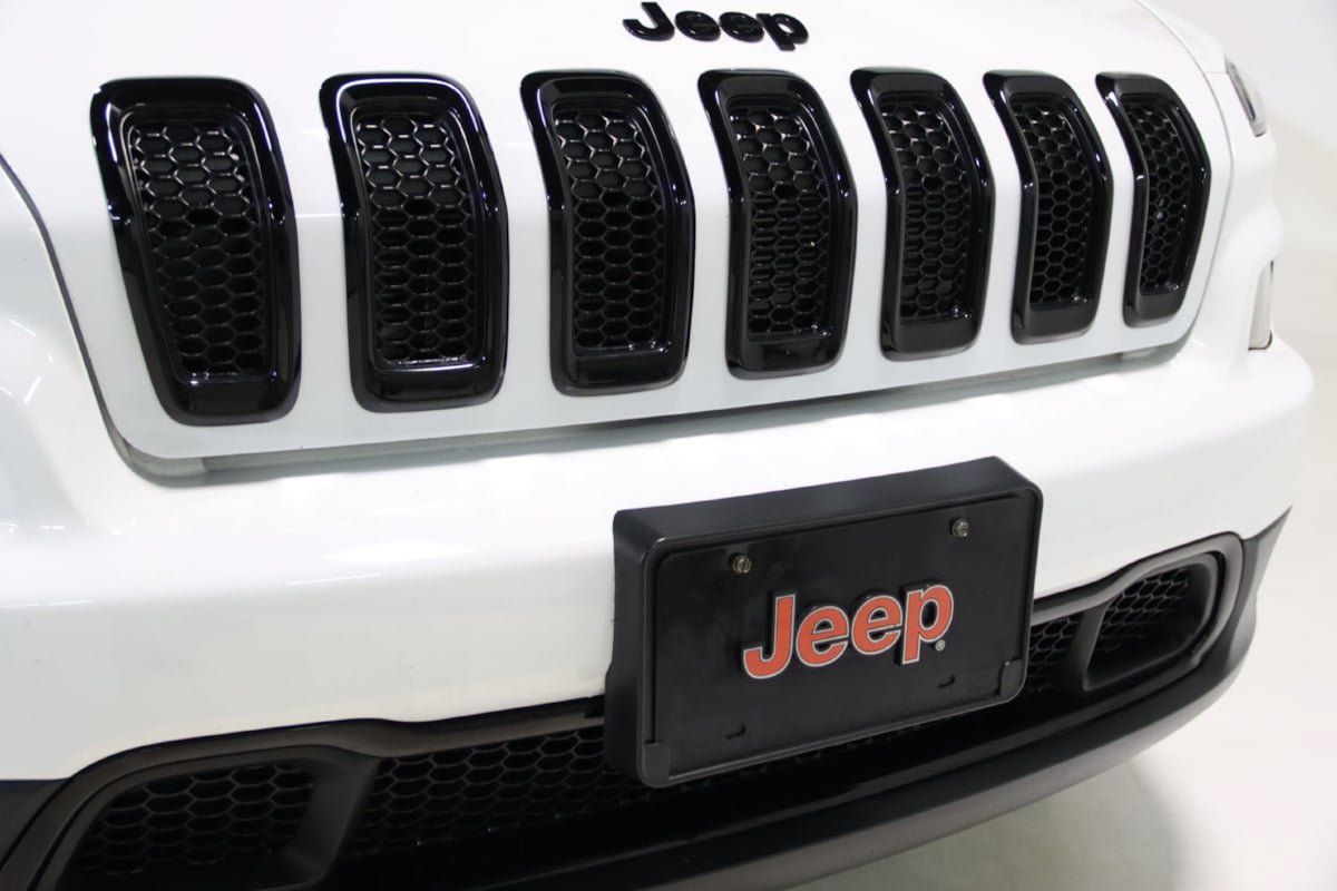 Used 2017 Jeep Cherokee High Altitude AWD/4WD image 23