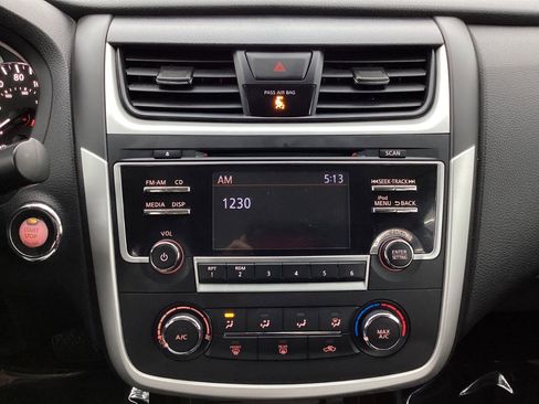 Used 2018 Nissan Altima 2.5 S w/ S Convenience Package FWD image 34