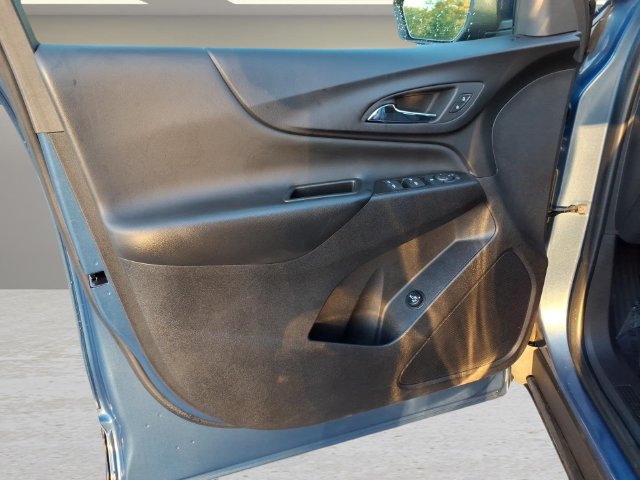Used 2024 Chevrolet Equinox LT w/ LPO, Floor Liner Package FWD image 14
