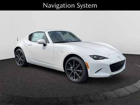 New 2026 MAZDA MX-5 Miata RF Grand Touring RWD image 6