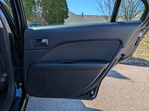 Used 2011 Ford Fusion SE w/ 201A Rapid Spec Order Code image 30