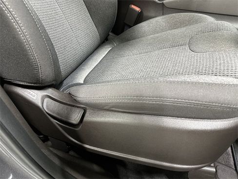 Used 2020 Hyundai Santa Fe SEL image 28