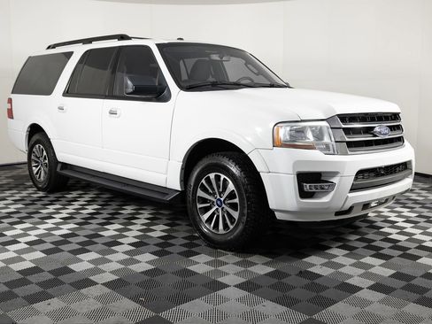 Used 2016 Ford Expedition EL XLT image 9