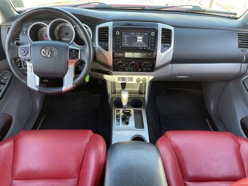 Used 2015 Toyota Tacoma PreRunner w/ TRD Sport Package RWD image 14