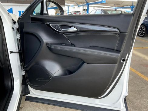 Used 2022 Buick Envision Preferred image 21
