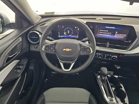 New 2026 Chevrolet Trax LT w/ Driver Confidence Package image 18