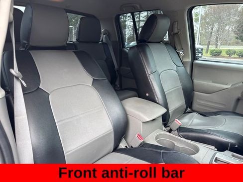 Used 2019 Nissan Frontier SV image 22