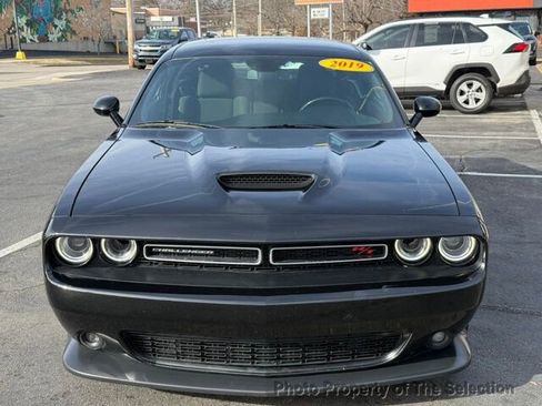 Used 2019 Dodge Challenger R/T w/ Driver Convenience Group image 5