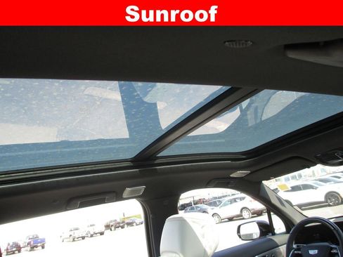 Used 2026 Cadillac Vistiq Sport w/ LPO, Floor Liner Package image 14