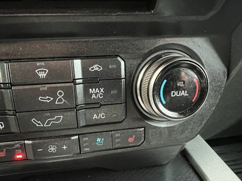 Used 2018 Ford F150 Raptor w/ Equipment Group 802A Luxury image 48