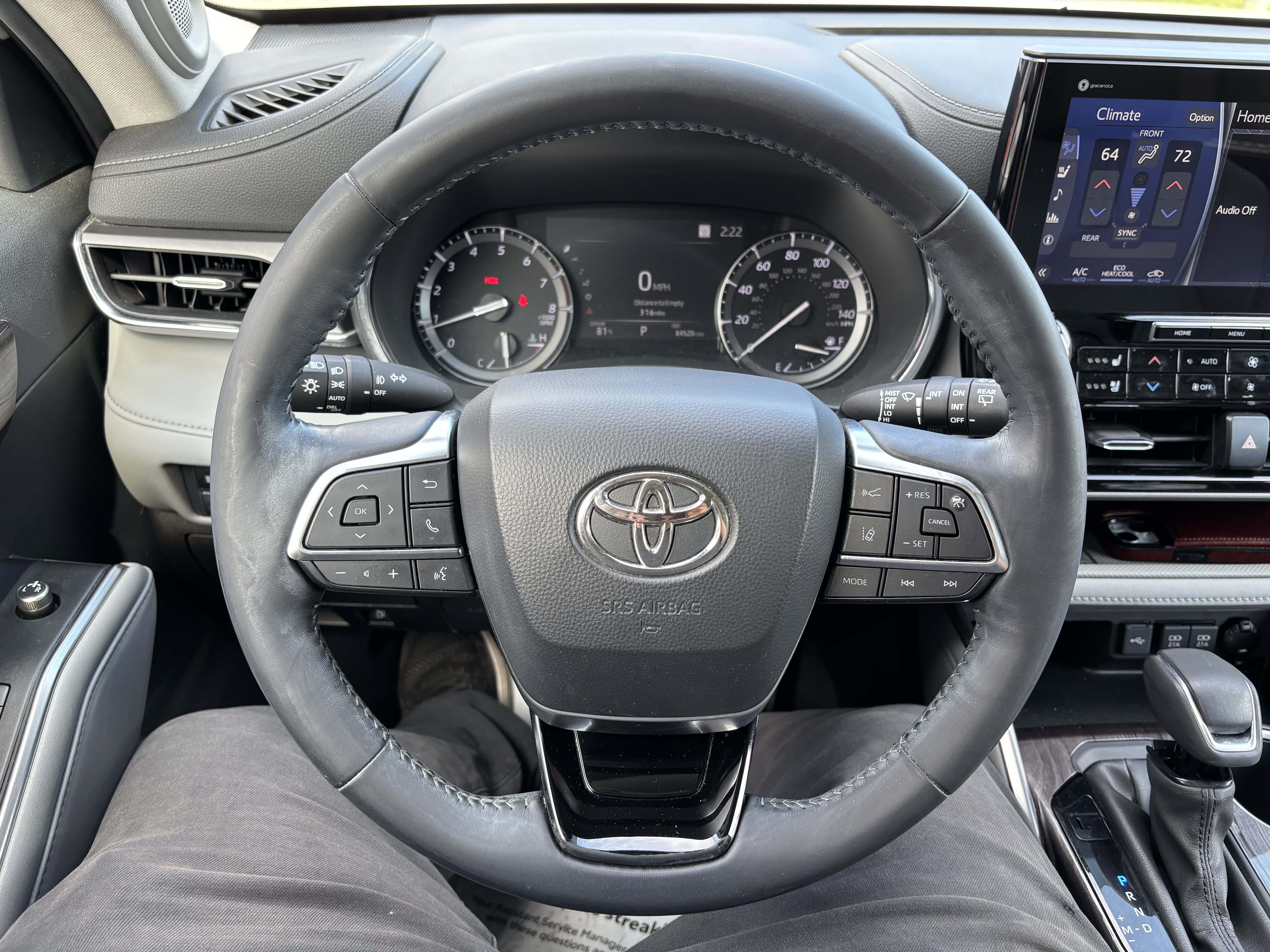 Used 2020 Toyota Highlander Limited AWD/4WD image 19