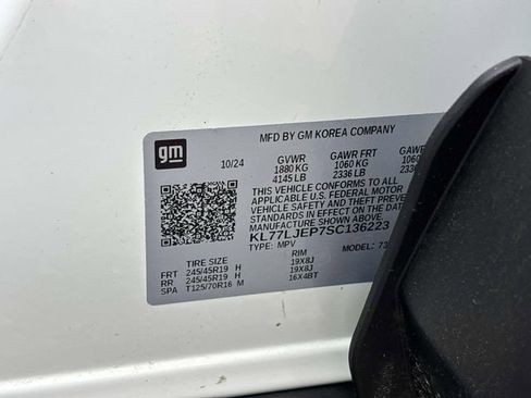 Used 2025 Chevrolet Trax RS w/ Driver Confidence Package FWD image 26