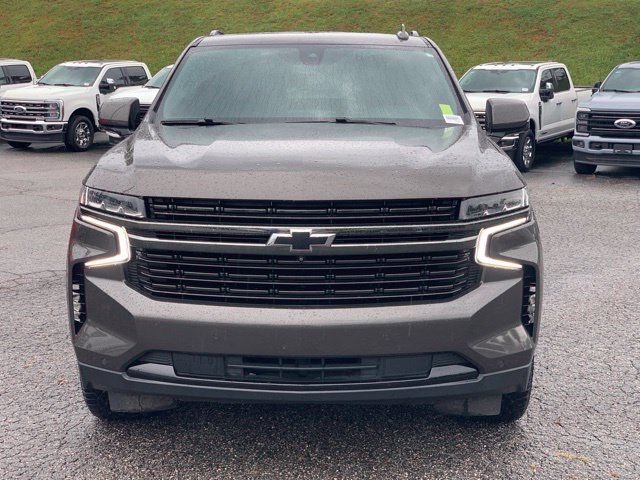 Used 2021 Chevrolet Tahoe RST w/ Luxury Package AWD/4WD image 3