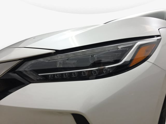 Used 2023 Nissan Sentra SR w/ SR Premium Package FWD image 32