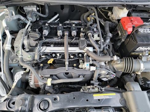 Used 2020 Nissan Versa SV image 22