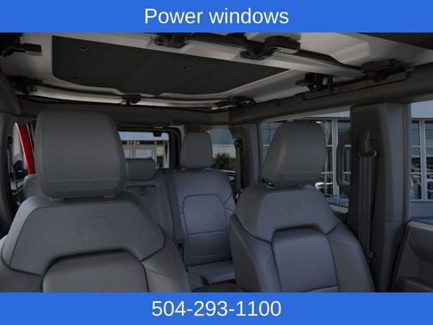 New 2025 Ford Bronco Badlands image 12