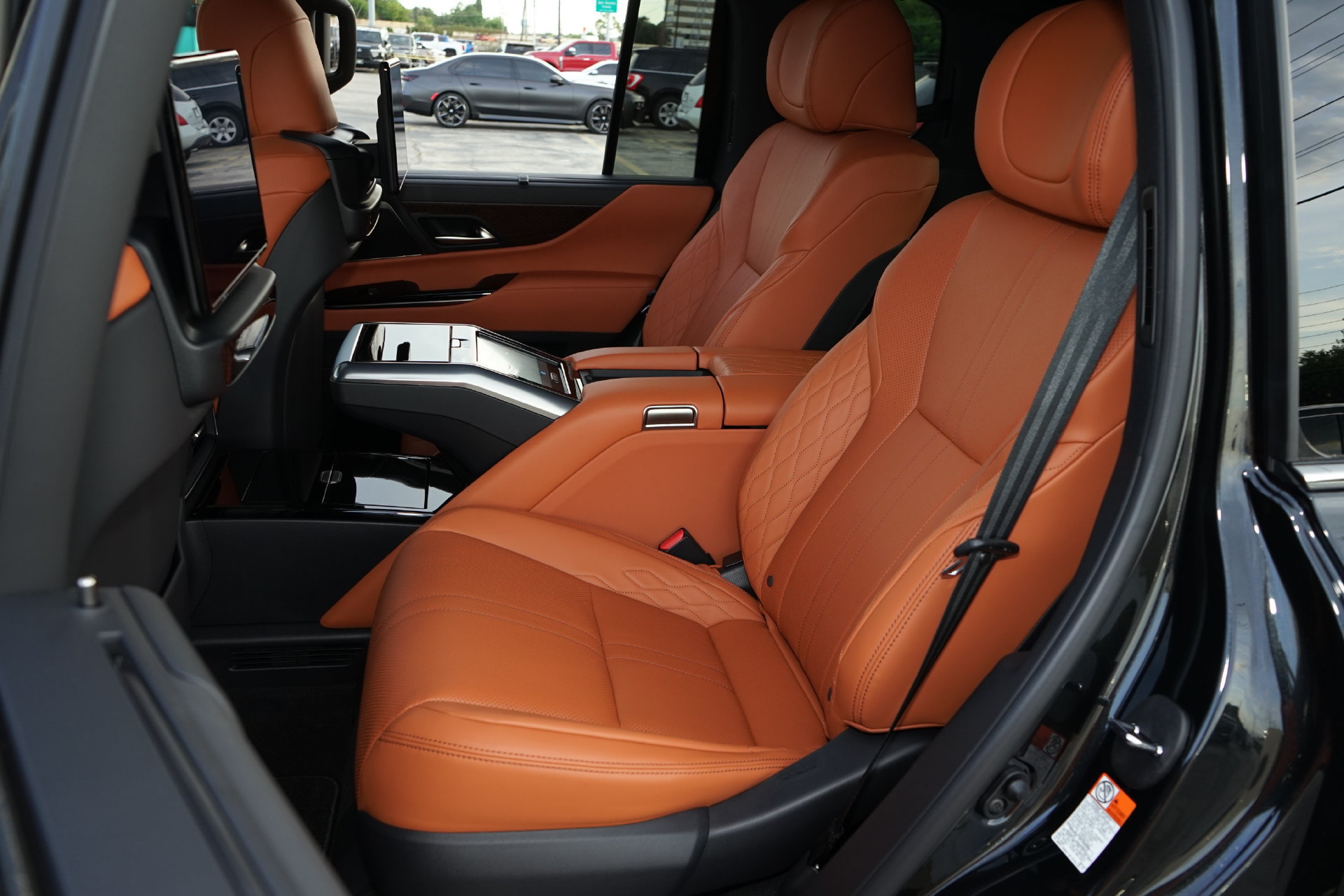 Used 2026 Lexus LX 700h Ultra Luxury AWD/4WD image 22
