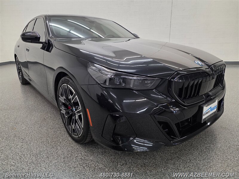 Used 2026 BMW i5 eDrive40 w/ M Sport Package RWD image 12