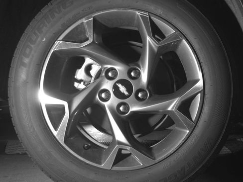 Used 2025 Chevrolet Trax LT image 15