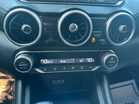 Used 2020 Nissan Sentra SV w/ Electronics Package FWD image 18