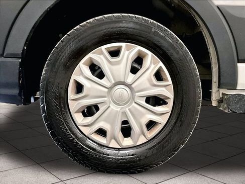 Used 2024 Ford Transit 250 Low Roof w/ Exterior Upgrade Package RWD image 8