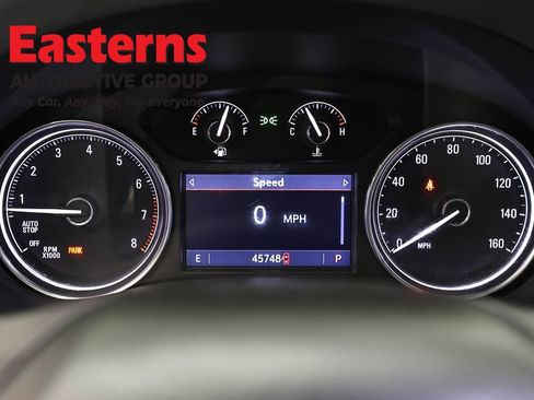 Used 2021 Buick Enclave Essence w/ Sport Touring Edition FWD image 18