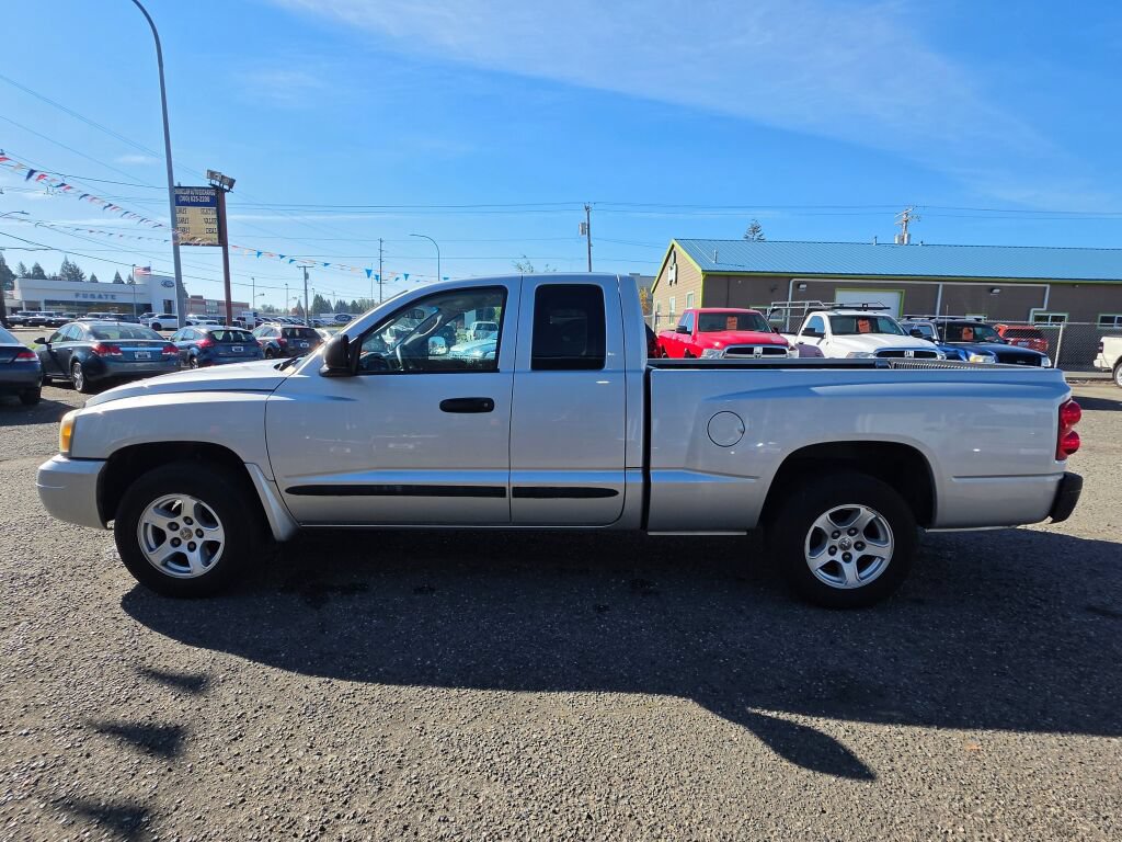 Used 2005 Dodge Dakota SLT RWD image 4