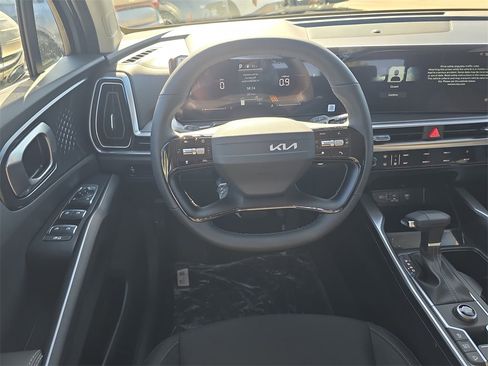 New 2026 Kia Sorento LX image 15