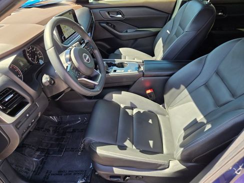 Certified 2023 Nissan Rogue SL w/ SL Premium Package FWD image 10