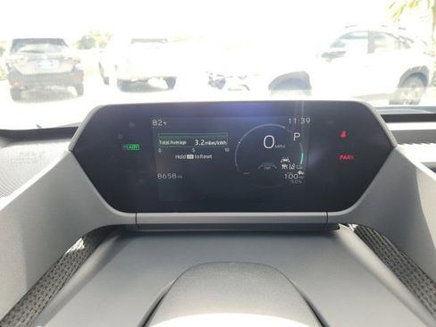 Certified 2025 Subaru Solterra Limited image 29