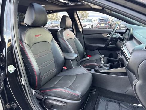 Used 2021 Kia Forte GT image 29