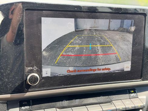 Used 2025 Toyota Camry Hybrid image 22