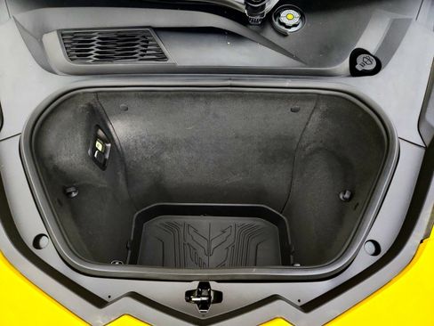 Used 2025 Chevrolet Corvette Stingray Premium Conv w/ Z51 Performance Package image 26