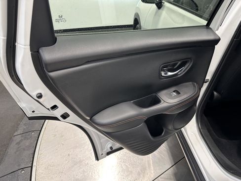 Certified 2025 Honda HR-V Sport image 24