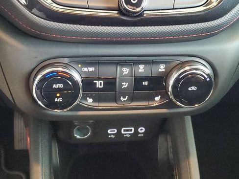 Used 2023 Chevrolet TrailBlazer RS w/ Sun and Liftgate Package AWD/4WD image 19