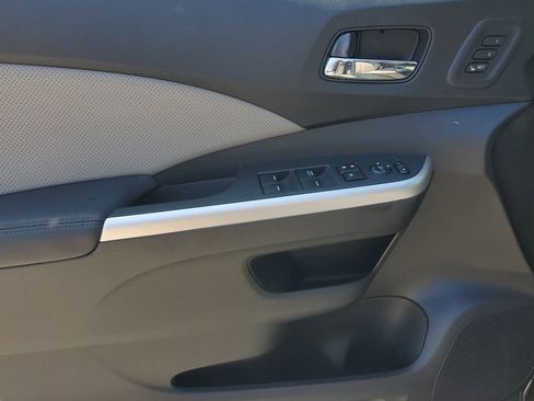 Used 2016 Honda CR-V Touring image 20