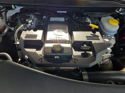 Certified 2024 RAM 3500 Laramie image 17