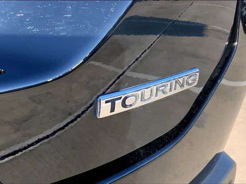 Used 2023 Honda Pilot Touring image 9